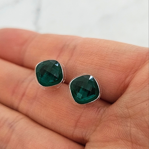 Swarovski green earrings - Picture 4 of 5